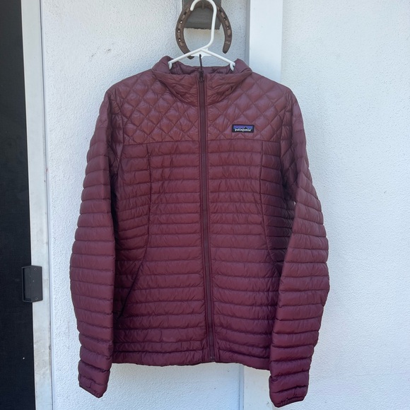 Patagonia Jackets & Blazers - Like New Women's Patagonia AlpLight Down Puffer Jacket (Large)